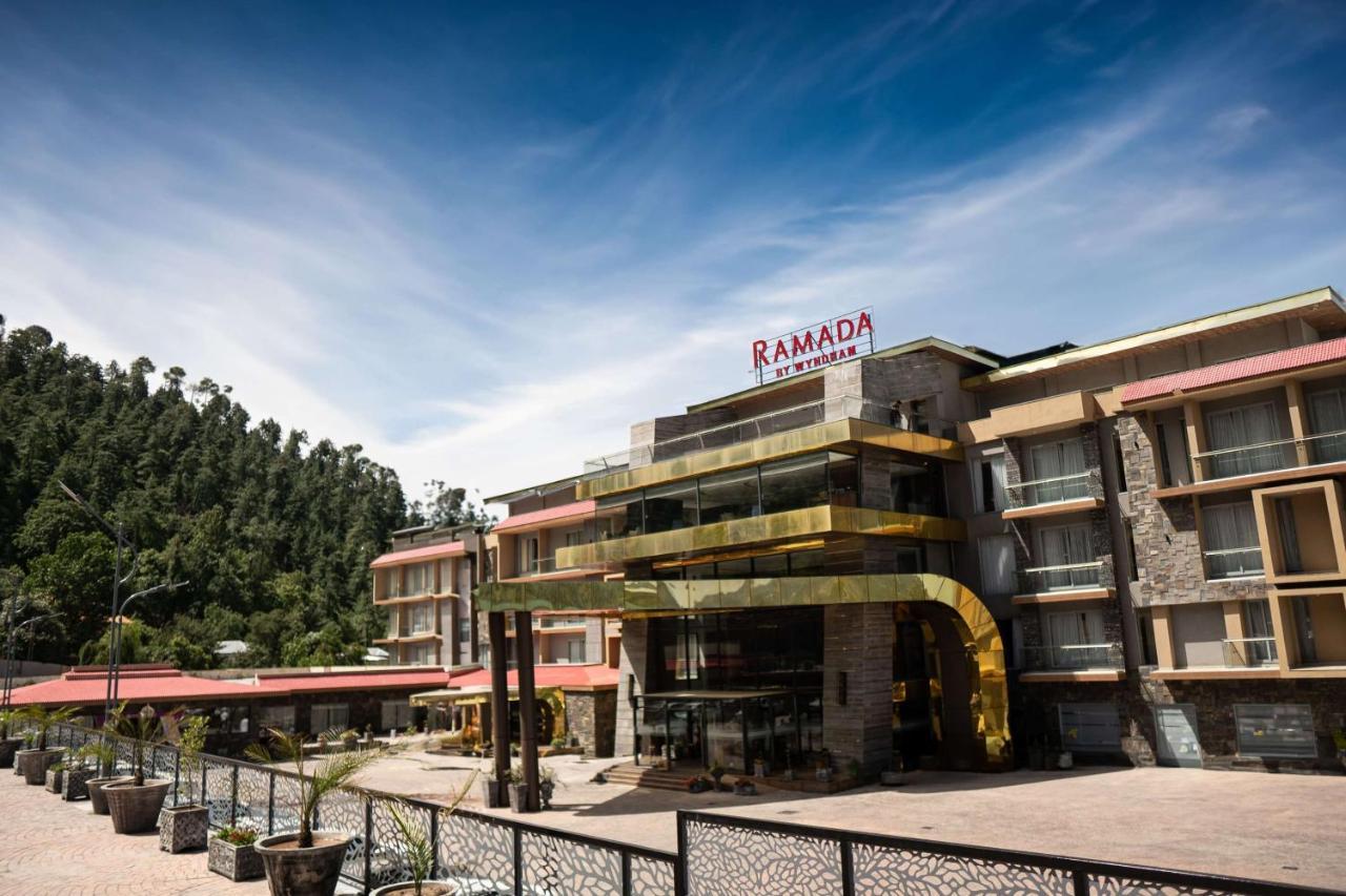 Ramada By Wyndham Murree Lower Topa Resort מראה חיצוני תמונה