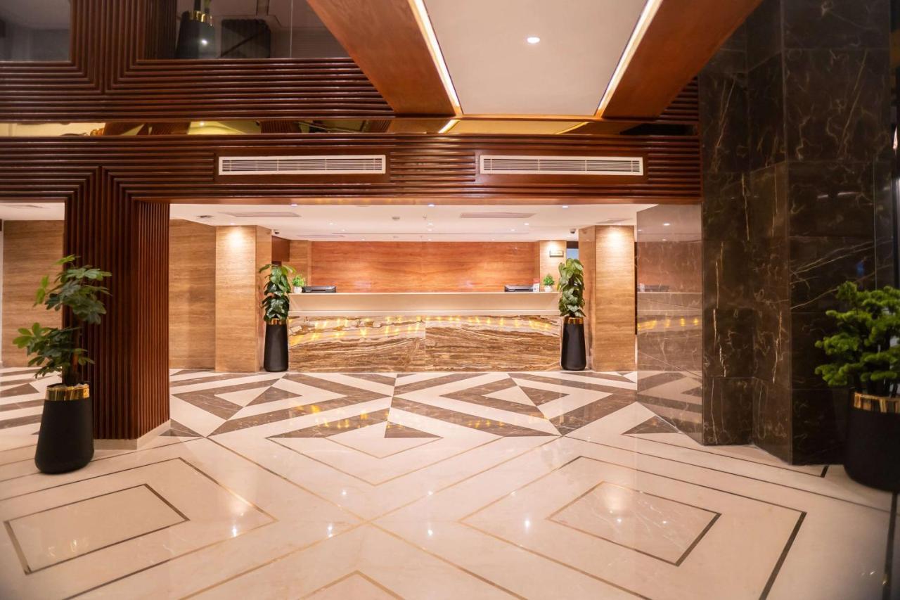 Ramada By Wyndham Murree Lower Topa Resort מראה חיצוני תמונה